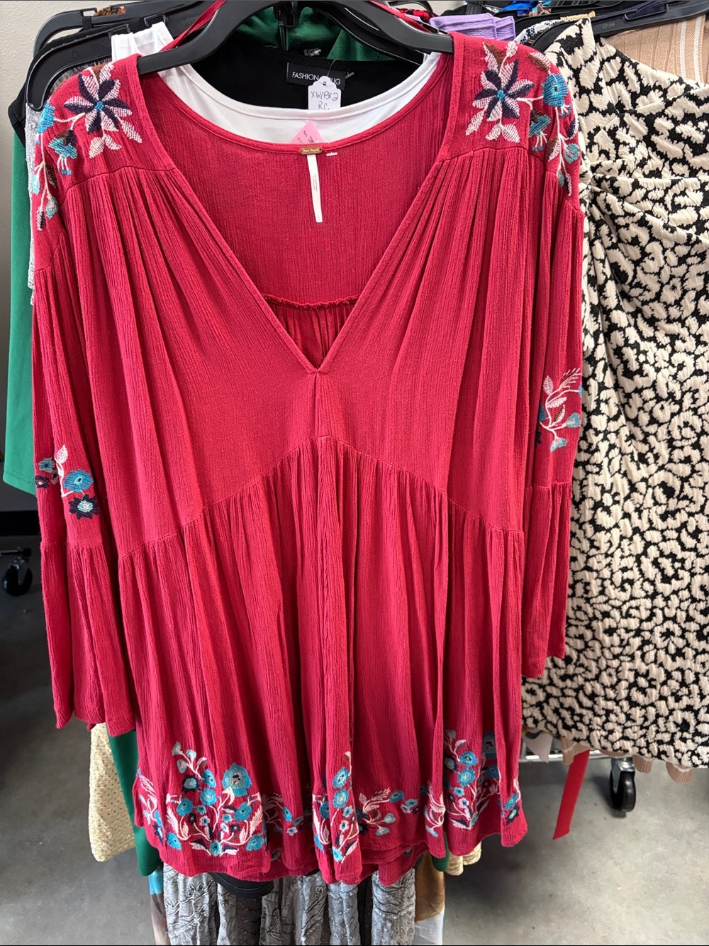 Free People Red Embroidered Boho V-Neck Tunic SZ7PBD